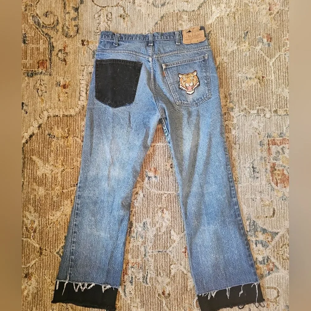 Vintage one of a kind custom Levi's. Sz 33